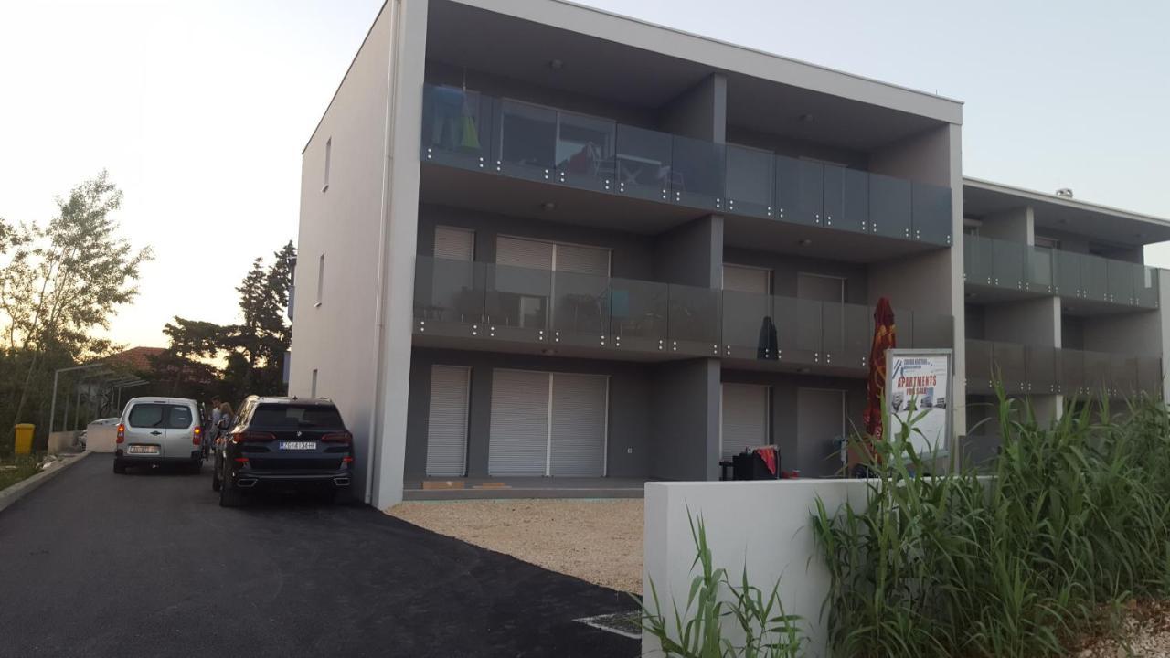 Apartmani Zdrijac Nin Buitenkant foto